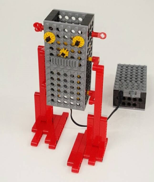 人力車ロボット「ウォーカータクシー」